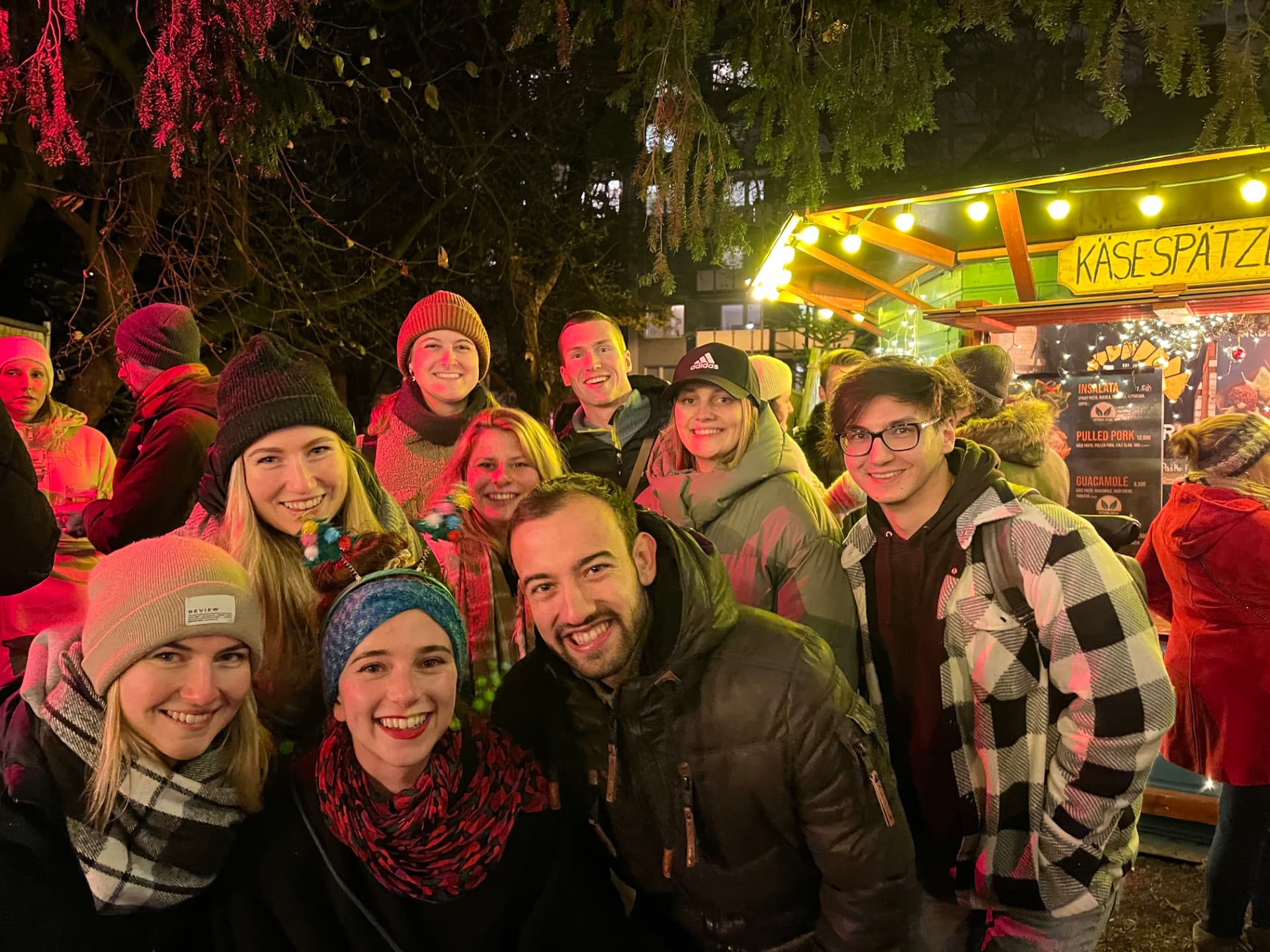 Das OATeam gemeinsam auf dem Weihnachtsmarkt